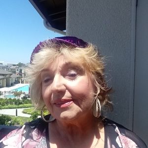 Meet your Posher, Audrey